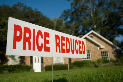 Cómo bajar el precio de una casa. 5 trucos para reducir el precio de un piso